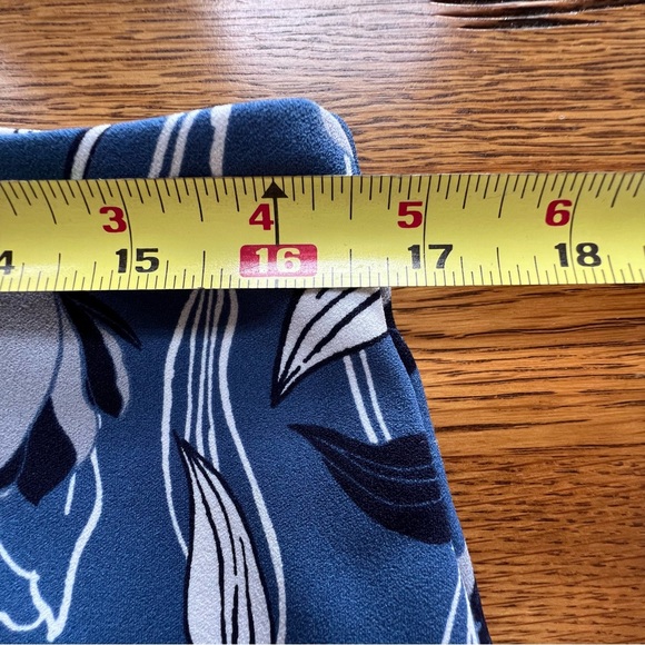 ⭐️ BANANA REPUBLIC Women Stretch Comfy Poly Pencil Skirt Multicolor Floral Sz 10 - Picture 7 of 10